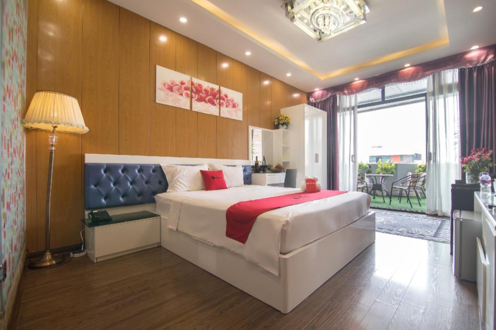 the royal hotel