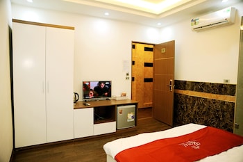 the royal hotel