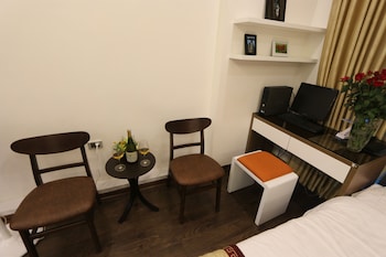 the royal hotel