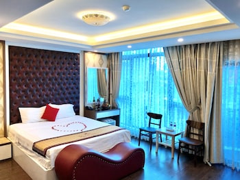 the royal hotel