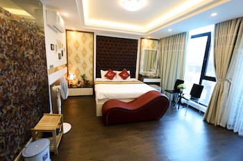 the royal hotel