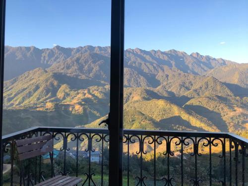 sapa odyssey hostel adults only