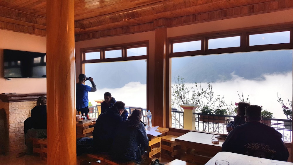 sapa odyssey hostel adults only