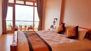 sapa odyssey hostel adults only