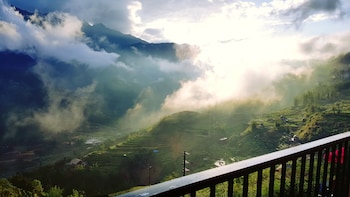 sapa odyssey hostel adults only