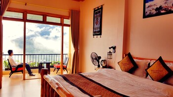 sapa odyssey hostel adults only