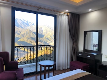 sapa odyssey hostel adults only