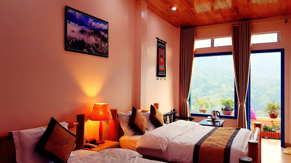sapa odyssey hostel adults only