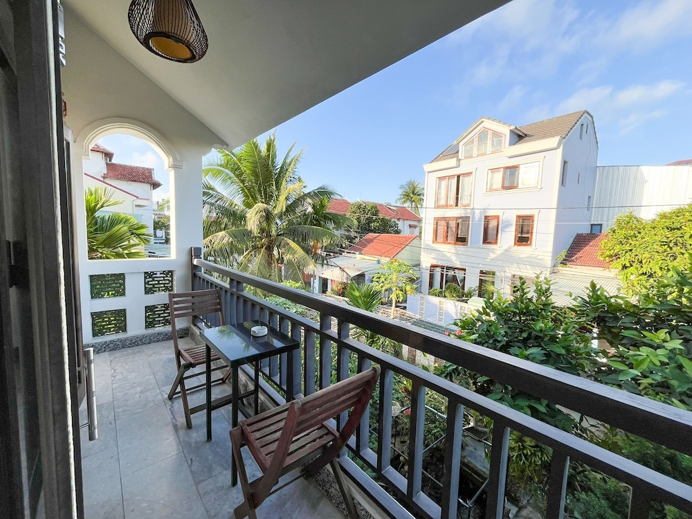 trendy life villa hoi an
