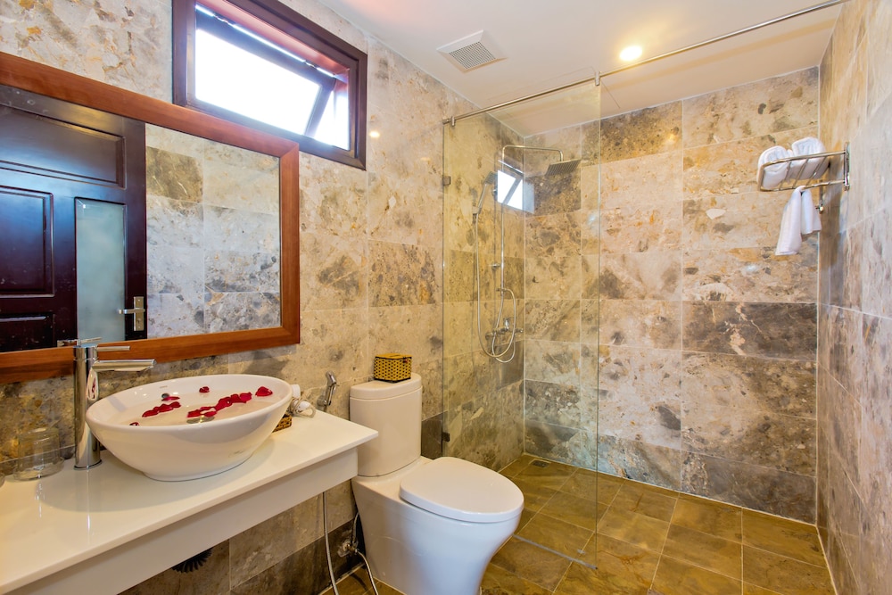 trendy life villa hoi an