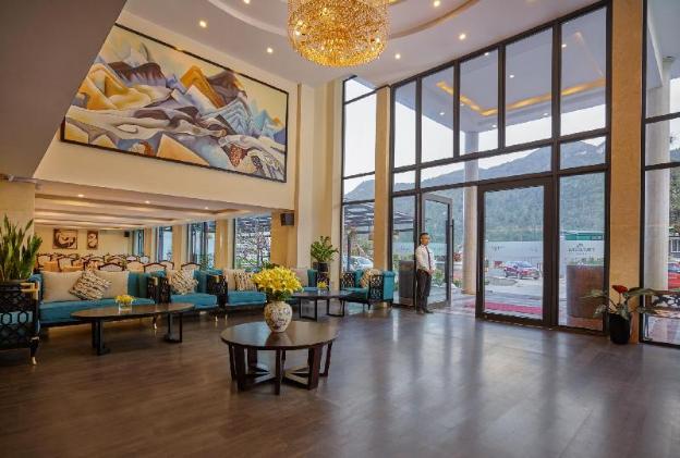 freesia hotel