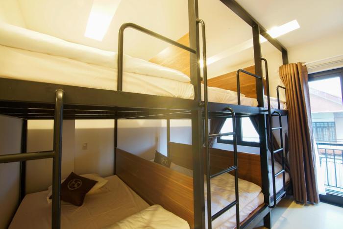 poetic hue hotel