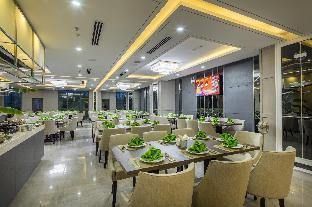 green lighthouse hotel