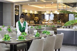 green lighthouse hotel