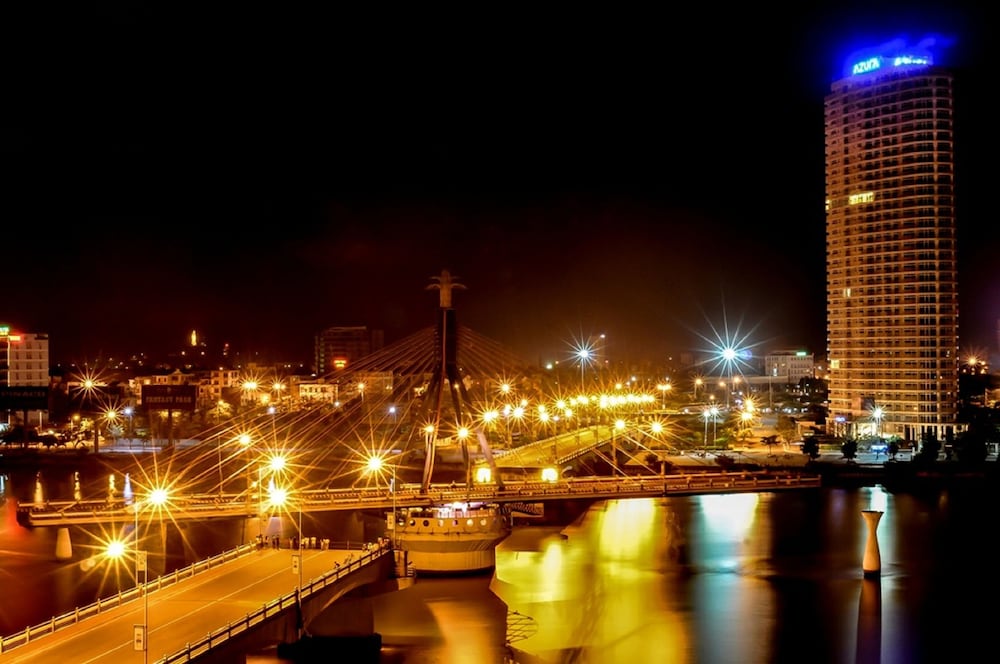 mandila beach hotel danang