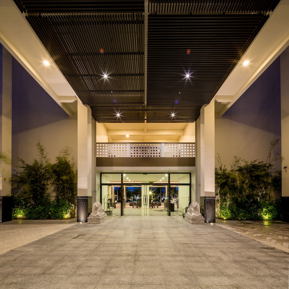 grandvrio ocean resort danang