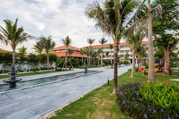 grandvrio ocean resort danang