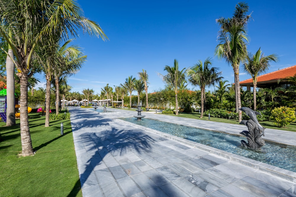 grandvrio ocean resort danang