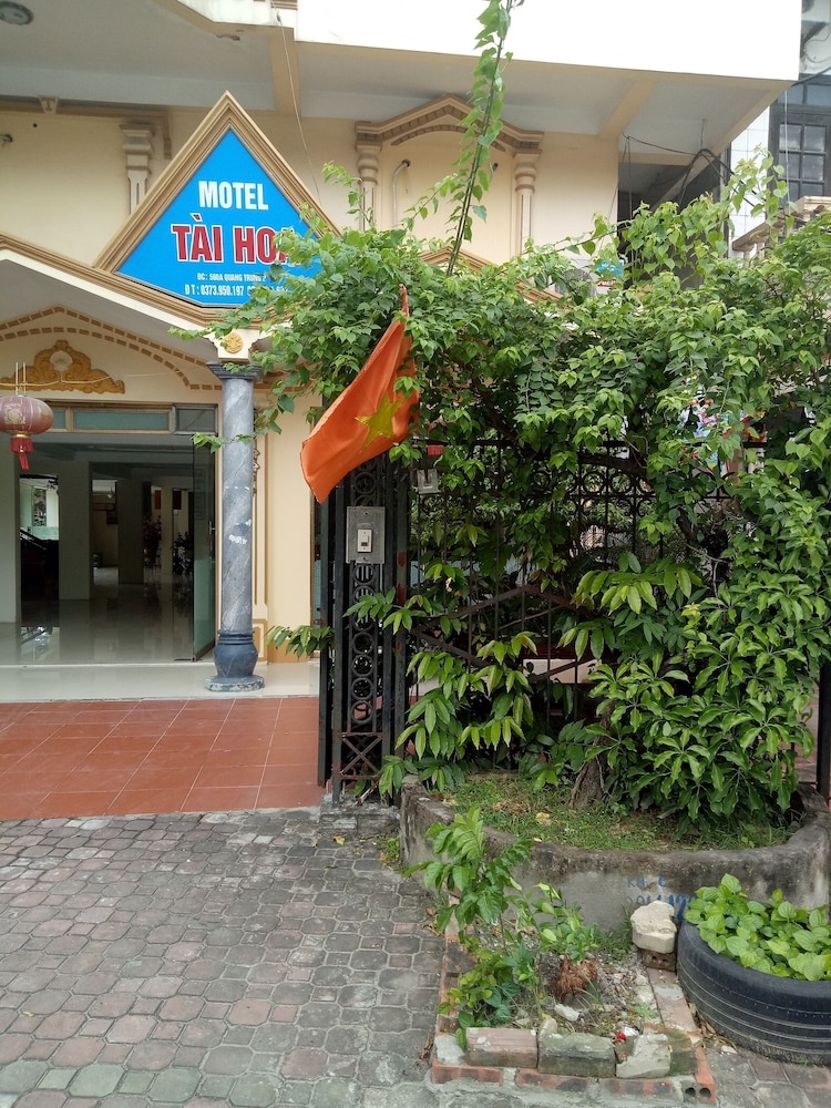 tai hoa motel