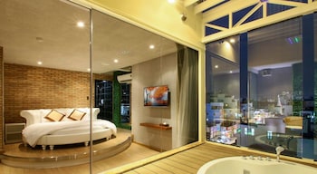 bonita tht hotel adults only