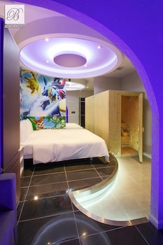 bonita tht hotel adults only