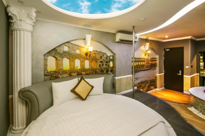 bonita tht hotel adults only