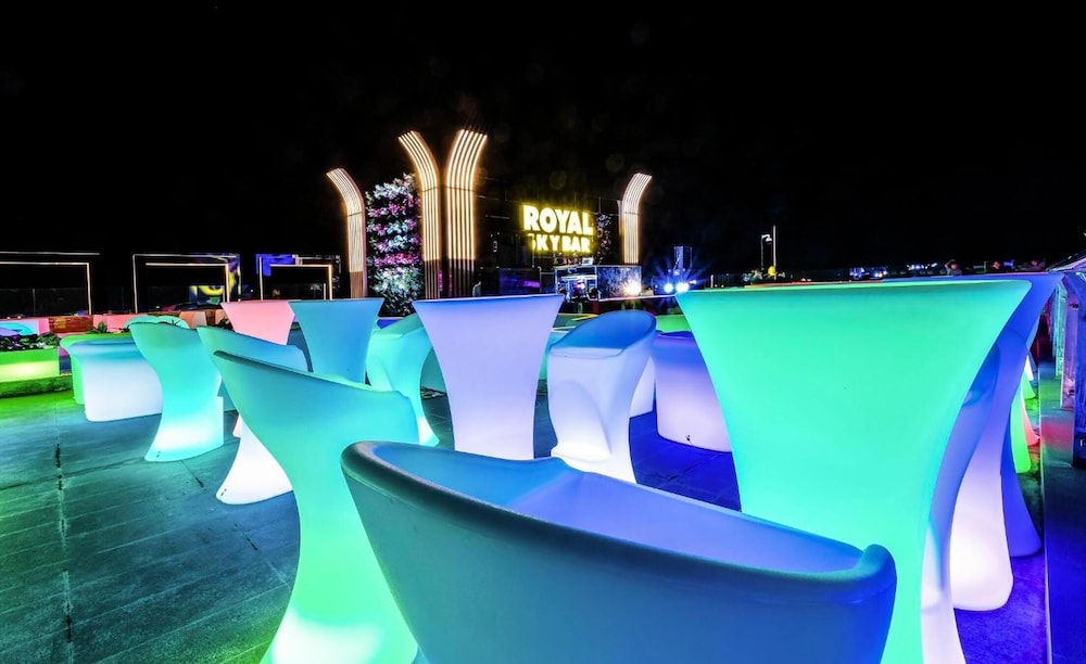 royal quang binh hotel