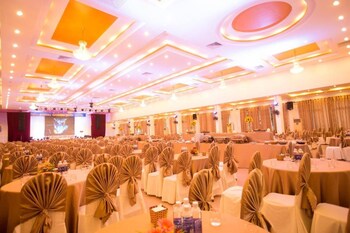 Royal Quang Binh Hotel,Quang Binh Province>>Dong Hoi,4 star