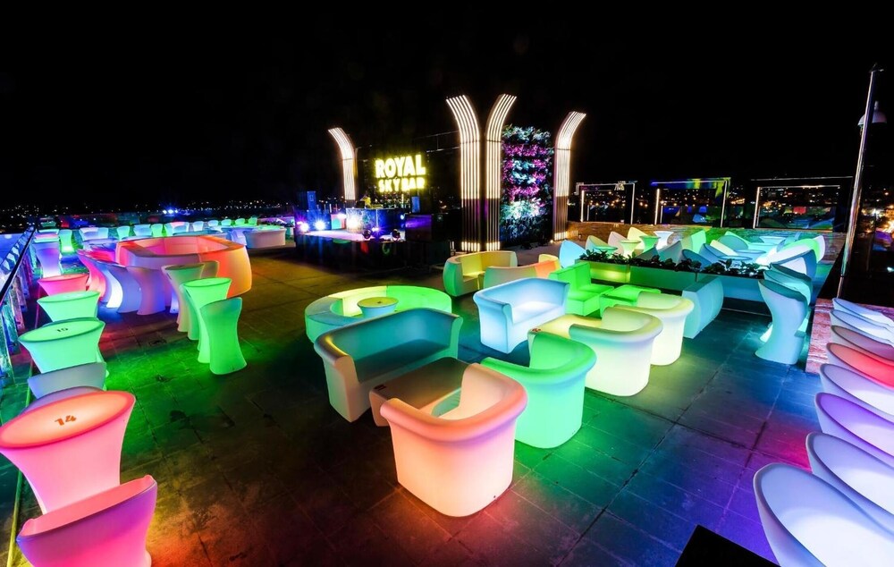 royal quang binh hotel