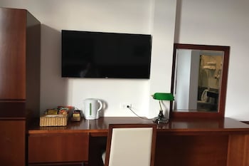 the melbourne hotel