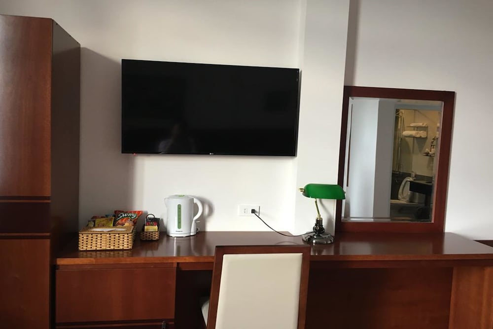 the melbourne hotel
