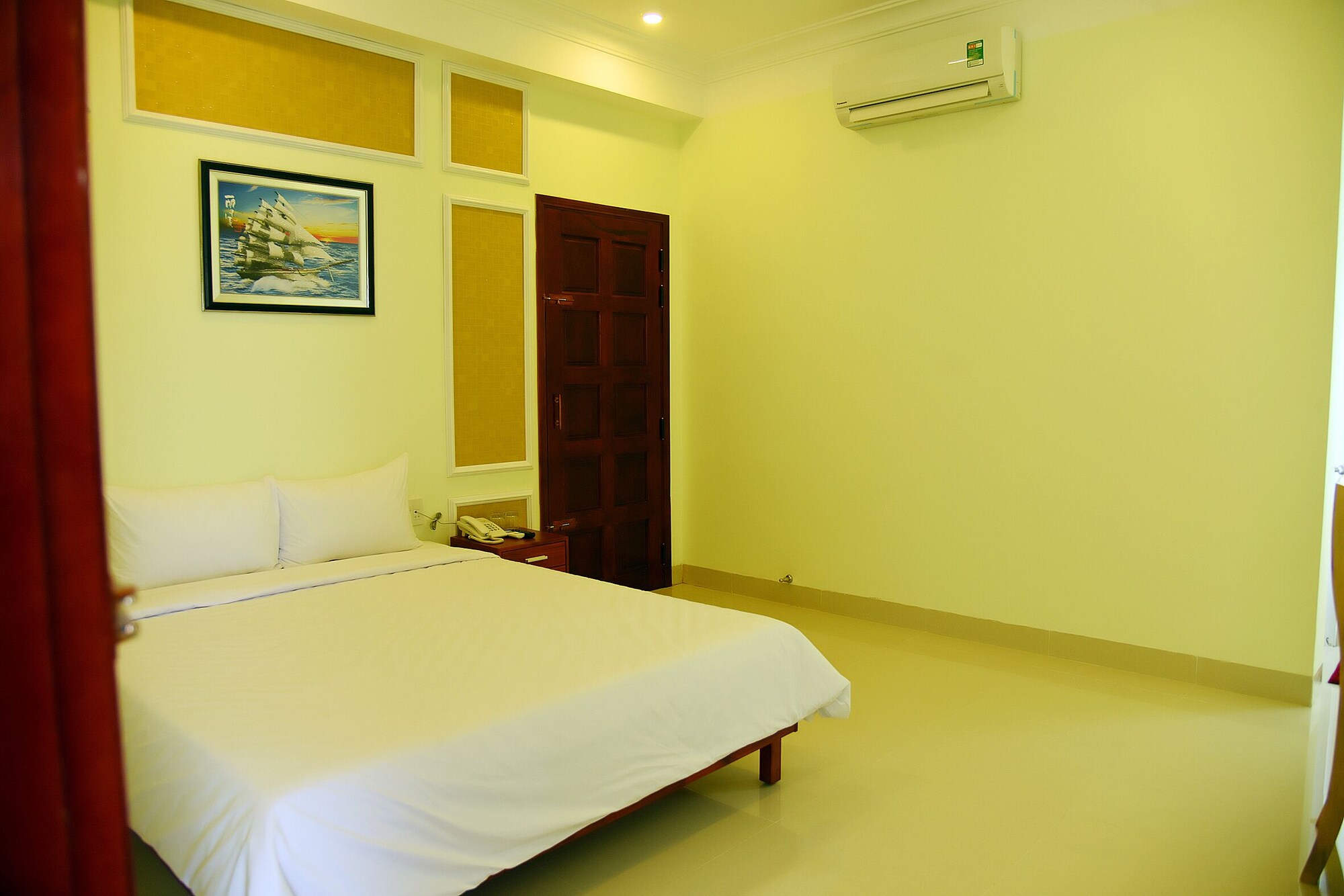 ly ky hotel