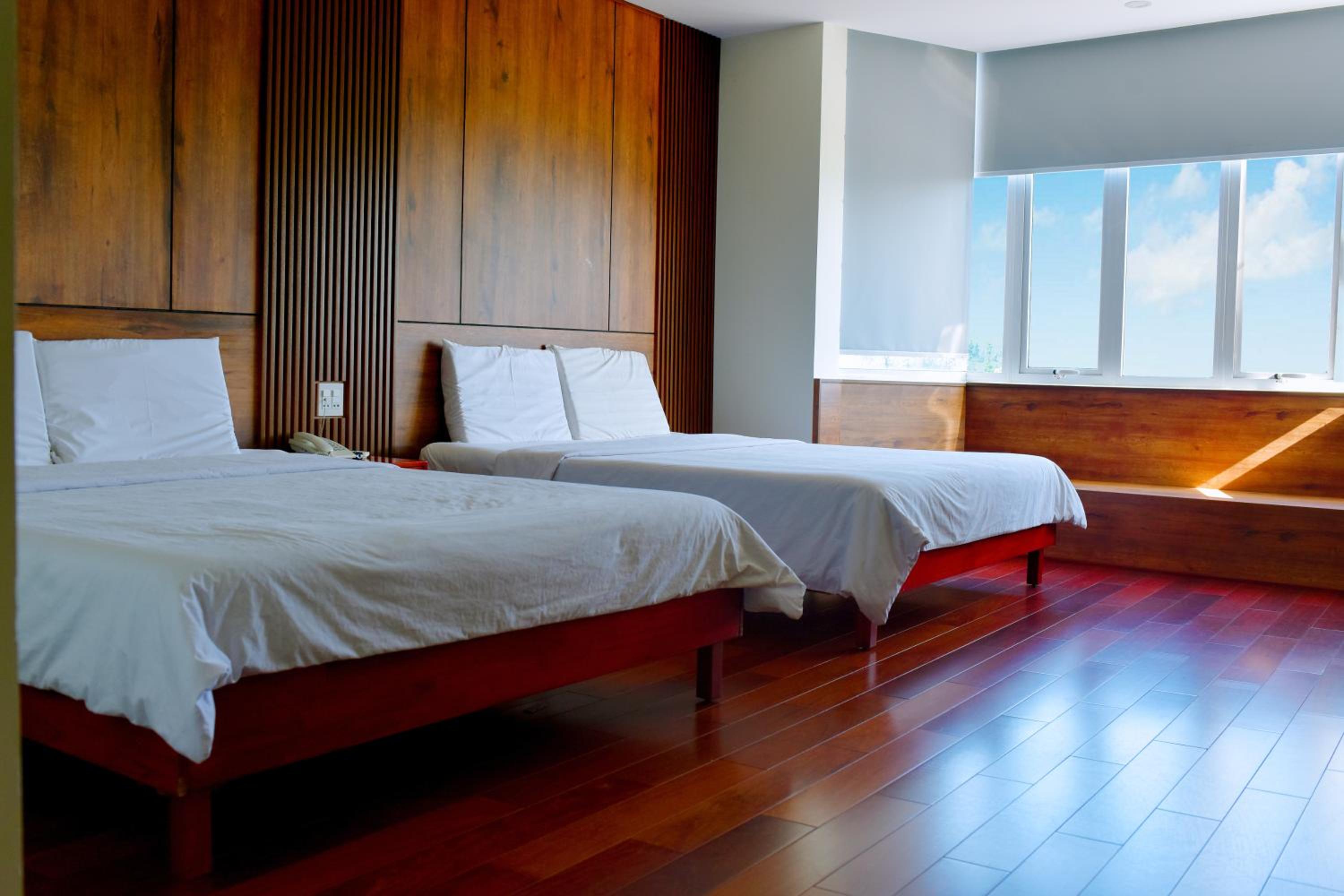 ly ky hotel