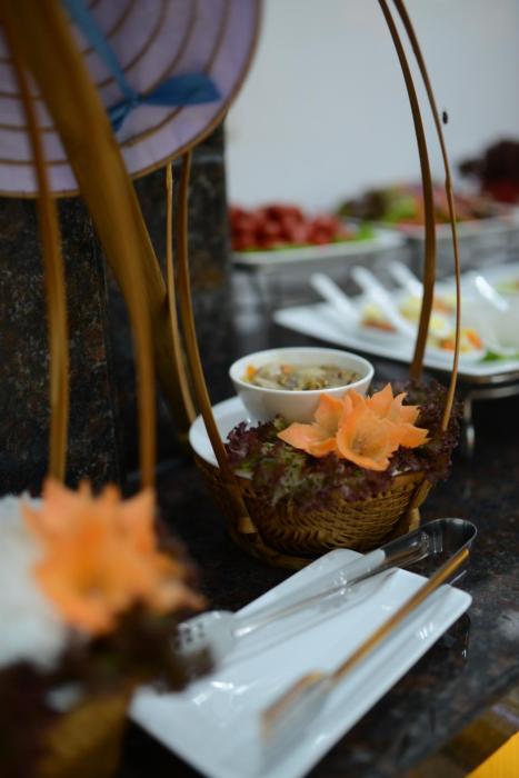 blue hanoi inn luxury hotel