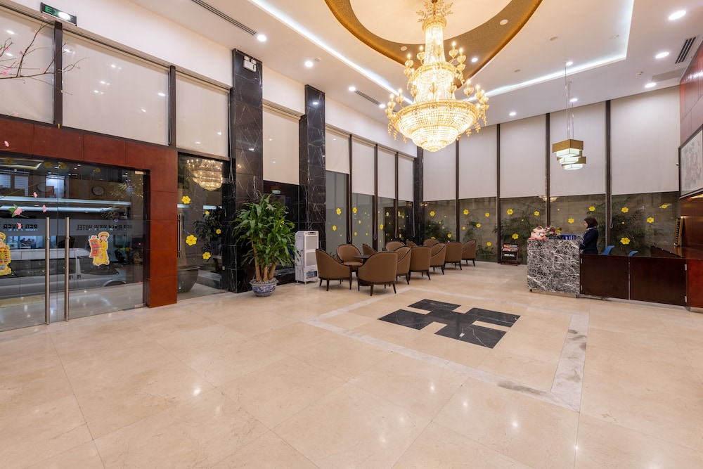 red river view hotel