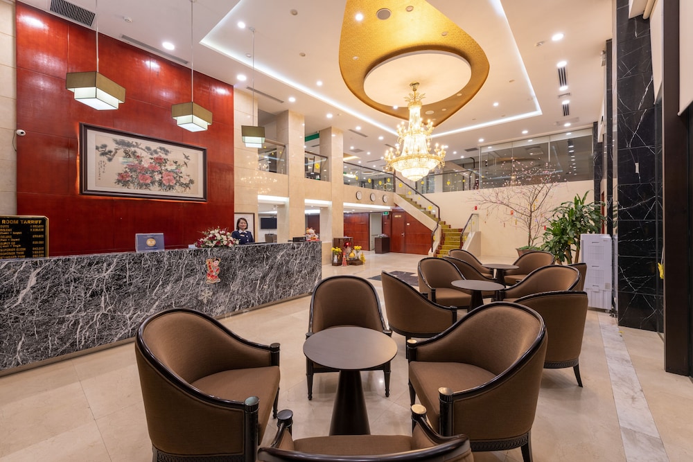 red river view hotel