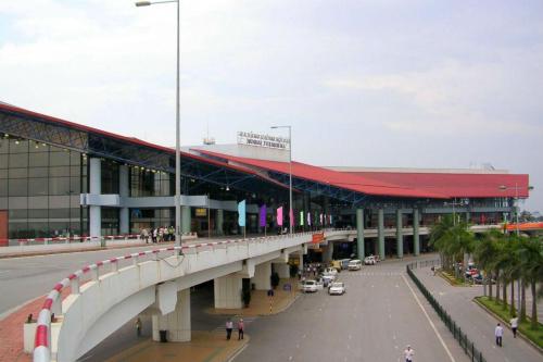 anova airport hotel convenient and friendly