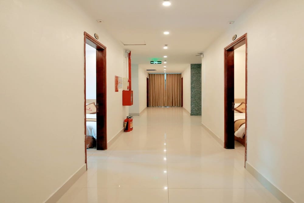 anova airport hotel convenient and friendly