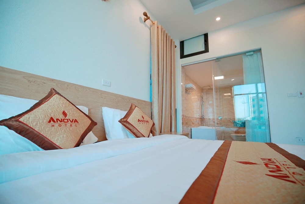 anova airport hotel convenient and friendly