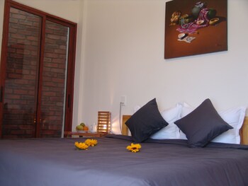 hue riverside villa