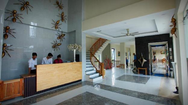 golden daisy hotel