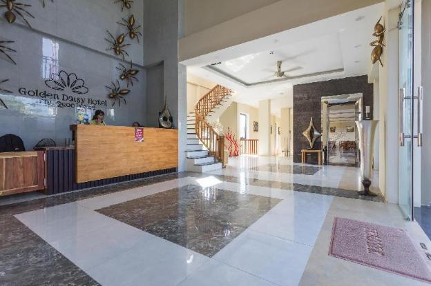 golden daisy hotel