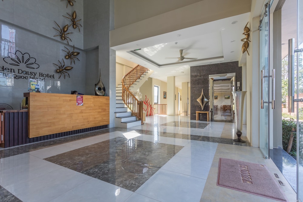 golden daisy hotel