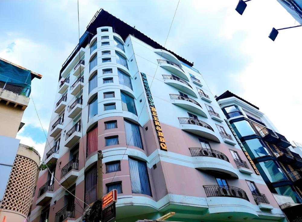 green star hotel