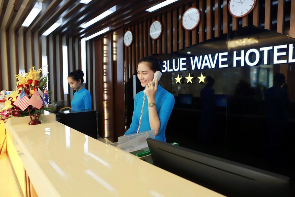 blue wave hotel