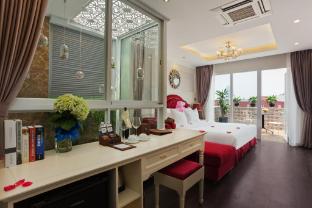 luxury old quarter hotel and gym