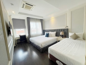 luxury old quarter hotel and gym