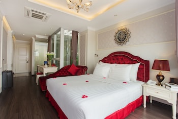 luxury old quarter hotel and gym