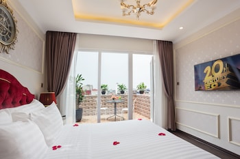 luxury old quarter hotel and gym