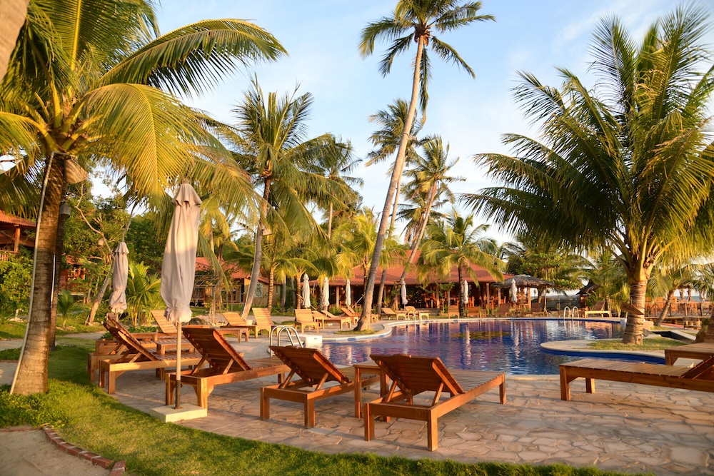 mango beach resort